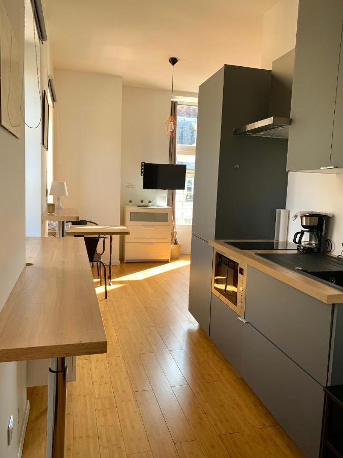 Les Fabuleux Appartements Du Coeur De Ville - Place Victor Hugo Besançon Exteriér fotografie