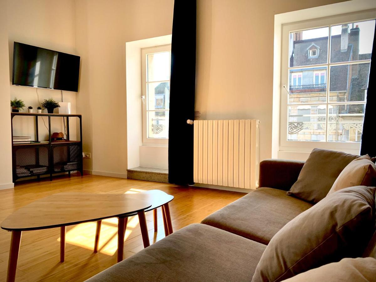 Les Fabuleux Appartements Du Coeur De Ville - Place Victor Hugo Besançon Exteriér fotografie