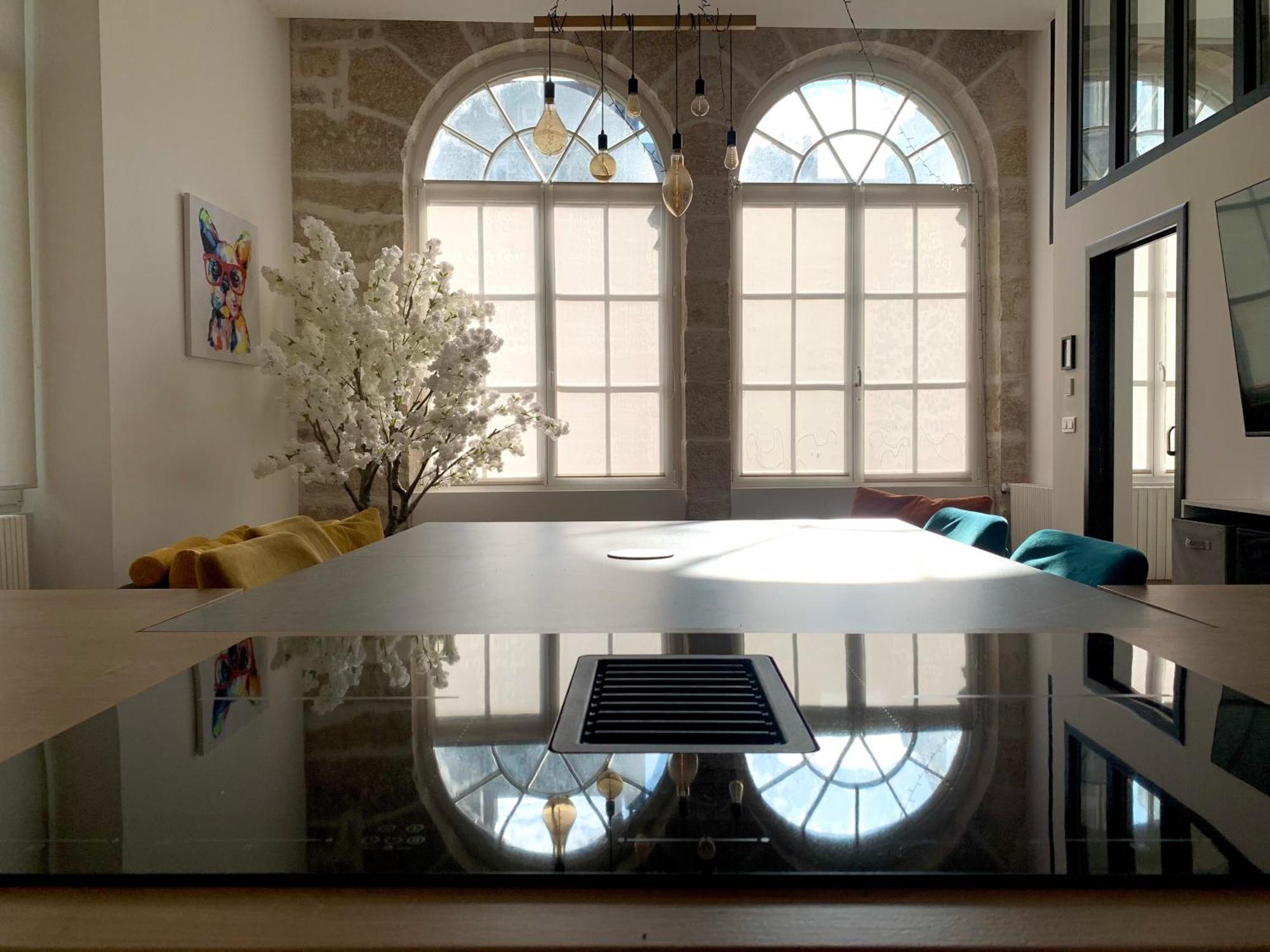 Les Fabuleux Appartements Du Coeur De Ville - Place Victor Hugo Besançon Exteriér fotografie